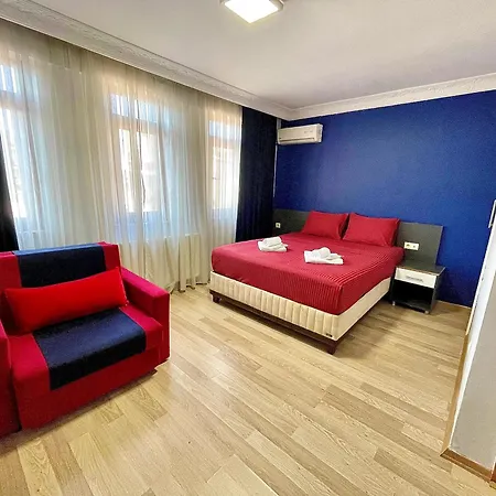 Kent Taksim ホテル 3*