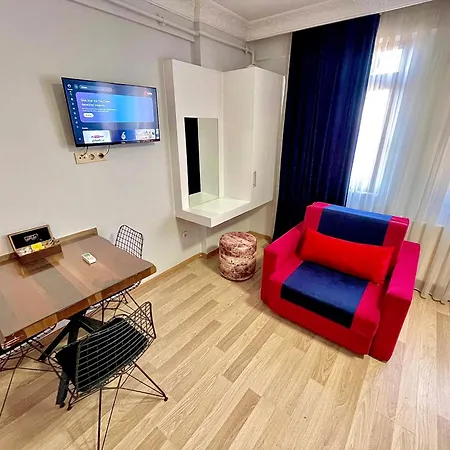 Kent Taksim ホテル 3*