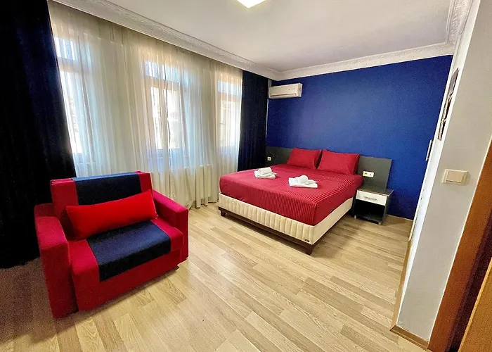 Kent Taksim מלון 3*